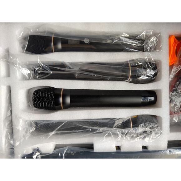 Vocal Artist UHF Wireless Microphone System, Brand New - Picture 7 of 10
